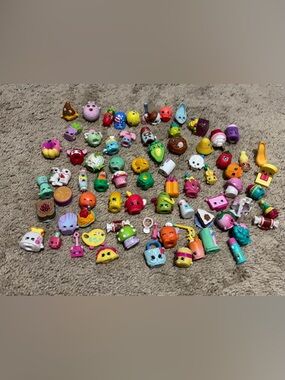Shopkins bundle of 250
